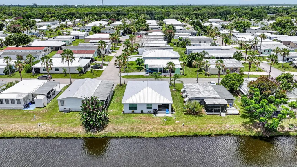 38 Spanish Way Port St Lucie FL 34952