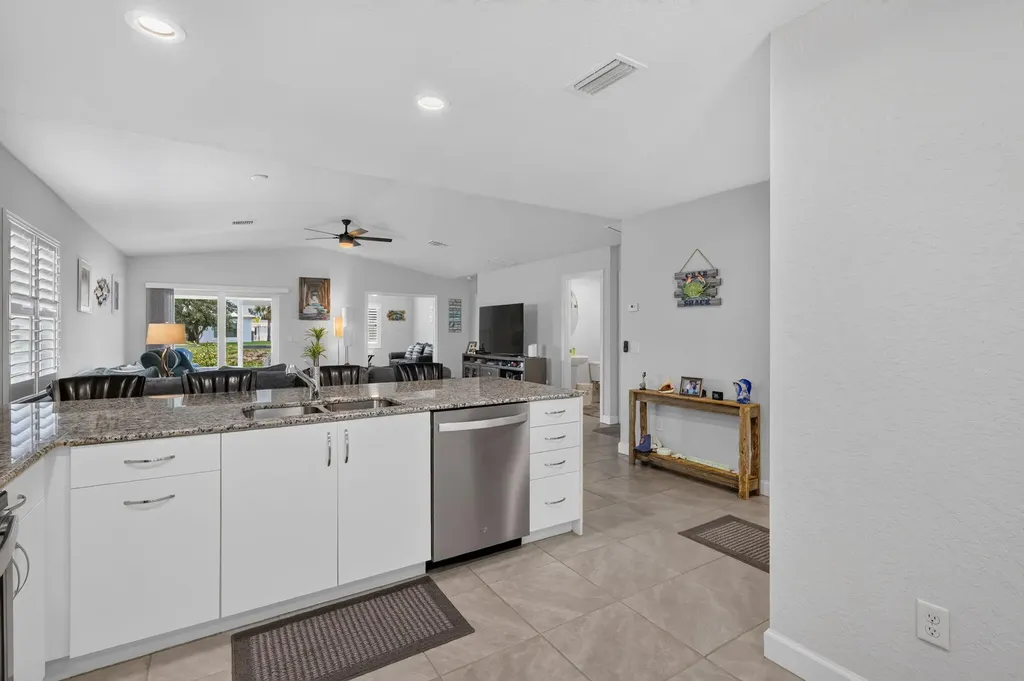 38 Spanish Way Port St Lucie FL 34952