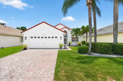 7671 Stirling Bridge Boulevard N Delray Beach FL 33446