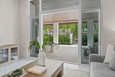 220 SE Mizner Boulevard Boca Raton FL 33432