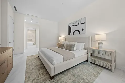 220 SE Mizner Boulevard Boca Raton FL 33432