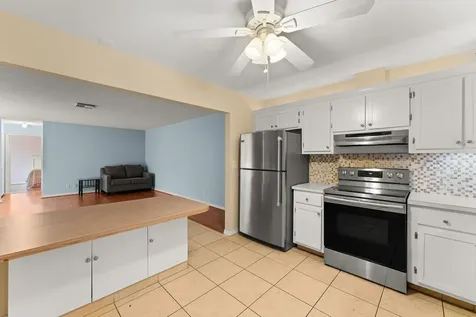 1327 Peppertree Trail Fort Pierce FL 34950