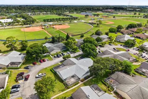 1327 Peppertree Trail Fort Pierce FL 34950