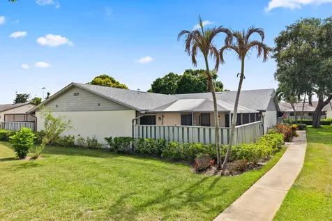 1327 Peppertree Trail Fort Pierce FL 34950