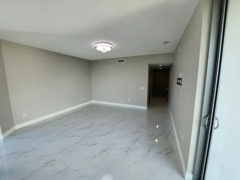 17301 Biscayne Boulevard North Miami Beach FL 33160