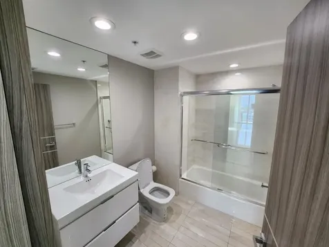 17301 Biscayne Boulevard North Miami Beach FL 33160