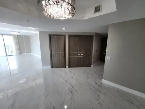 17301 Biscayne Boulevard North Miami Beach FL 33160