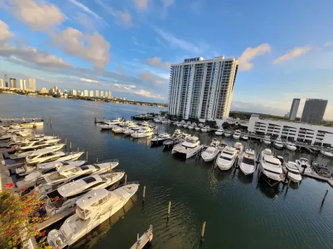 17301 Biscayne Boulevard North Miami Beach FL 33160