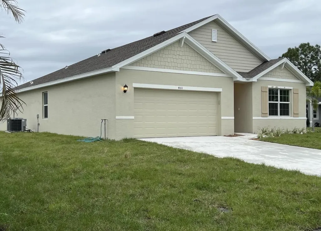 4011 SW Kidd Court Port St Lucie FL 34953