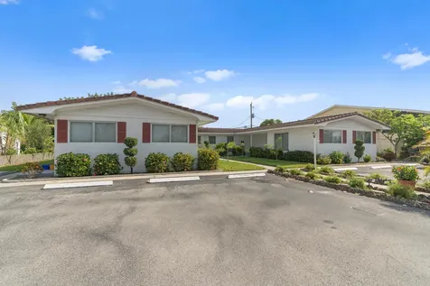 541 NE 44th Street Boca Raton FL 33431