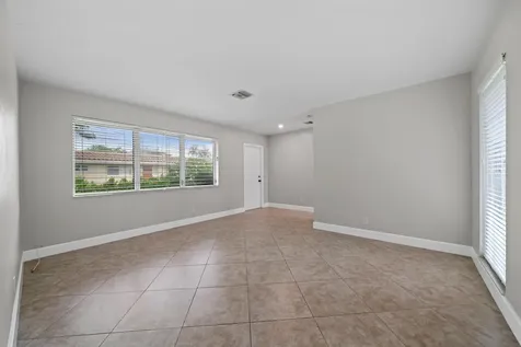 541 NE 44th Street Boca Raton FL 33431