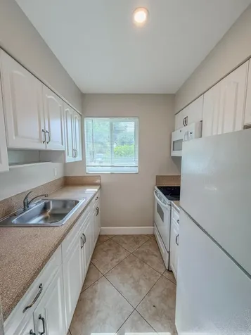 541 NE 44th Street Boca Raton FL 33431