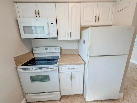 541 NE 44th Street Boca Raton FL 33431