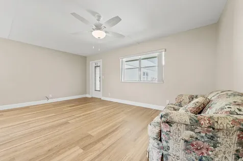 723 Flanders P Delray Beach FL 33484