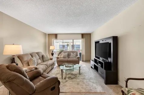 3212 Strawflower Way Lake Worth FL 33467