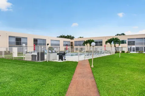 3212 Strawflower Way Lake Worth FL 33467