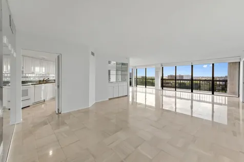 1900 Consulate Place West Palm Beach FL 33401