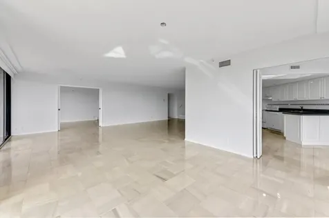 1900 Consulate Place West Palm Beach FL 33401