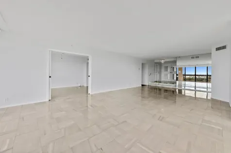 1900 Consulate Place West Palm Beach FL 33401
