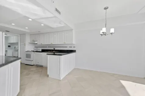 1900 Consulate Place West Palm Beach FL 33401