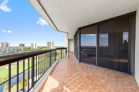 1900 Consulate Place West Palm Beach FL 33401
