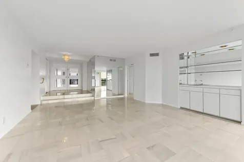 1900 Consulate Place West Palm Beach FL 33401