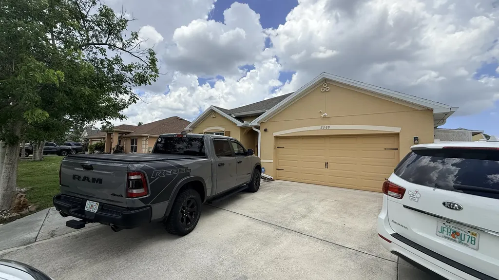 2369 SW Barber Lane Port St Lucie FL 34984
