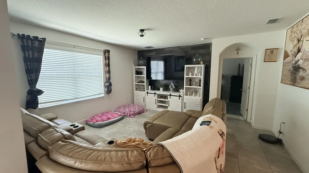 2369 SW Barber Lane Port St Lucie FL 34984