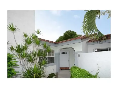 1371 Cottonwood Circle Weston FL 33326