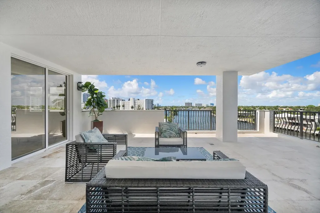 615 Bayshore Drive Fort Lauderdale FL 33304