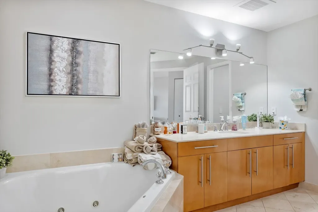 615 Bayshore Drive Fort Lauderdale FL 33304