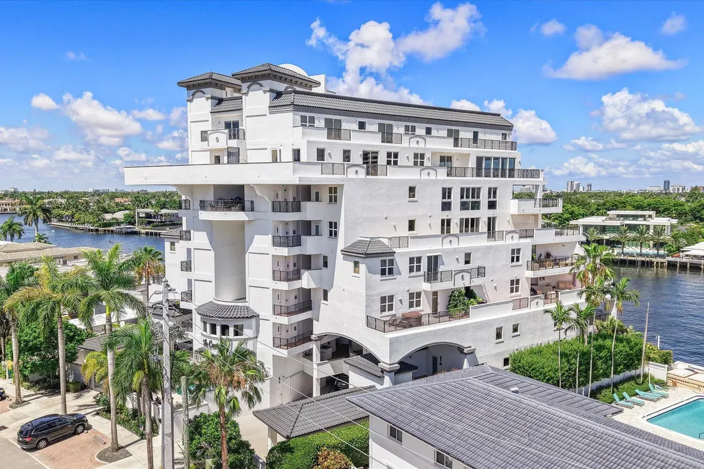 615 Bayshore Drive Fort Lauderdale FL 33304
