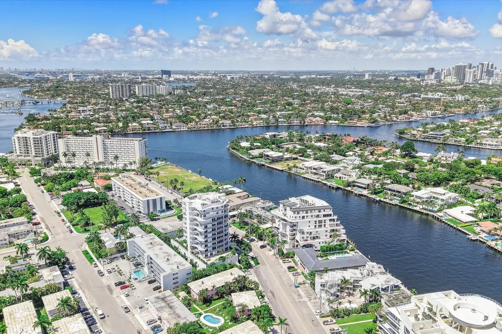 615 Bayshore Drive Fort Lauderdale FL 33304
