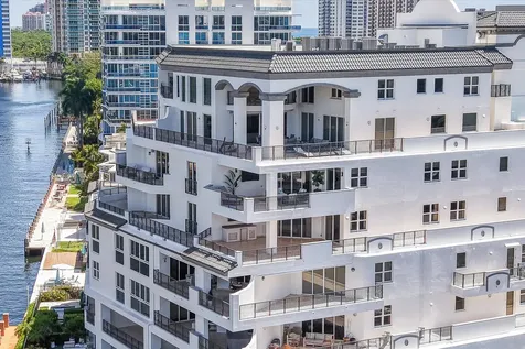 615 Bayshore Drive Fort Lauderdale FL 33304