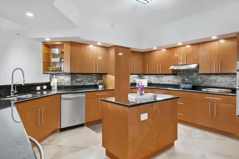 615 Bayshore Drive Fort Lauderdale FL 33304