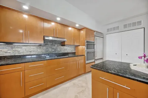 615 Bayshore Drive Fort Lauderdale FL 33304