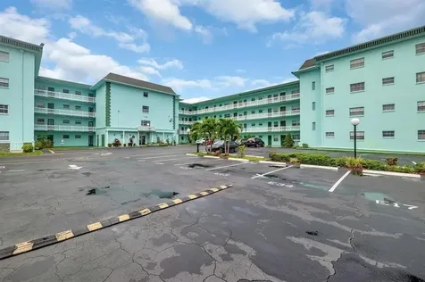 4141 NW 44th Avenue Lauderdale Lakes FL 33319