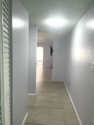 4141 NW 44th Avenue Lauderdale Lakes FL 33319