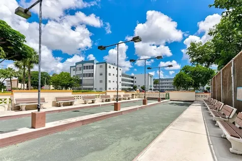 4141 NW 44th Avenue Lauderdale Lakes FL 33319