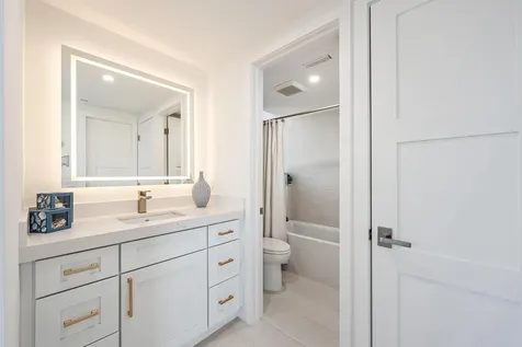 5250 N Ocean Drive Singer Island FL 33404