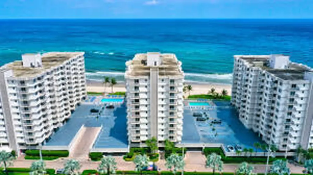 3221 S Ocean Boulevard Highland Beach FL 33487