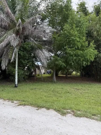 345 Citrus Drive Loxahatchee Groves FL 33470