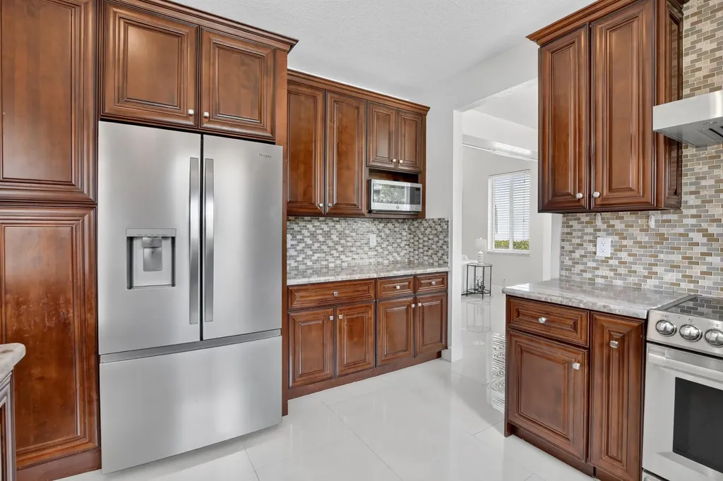 3701 Condor Court Weston FL 33331