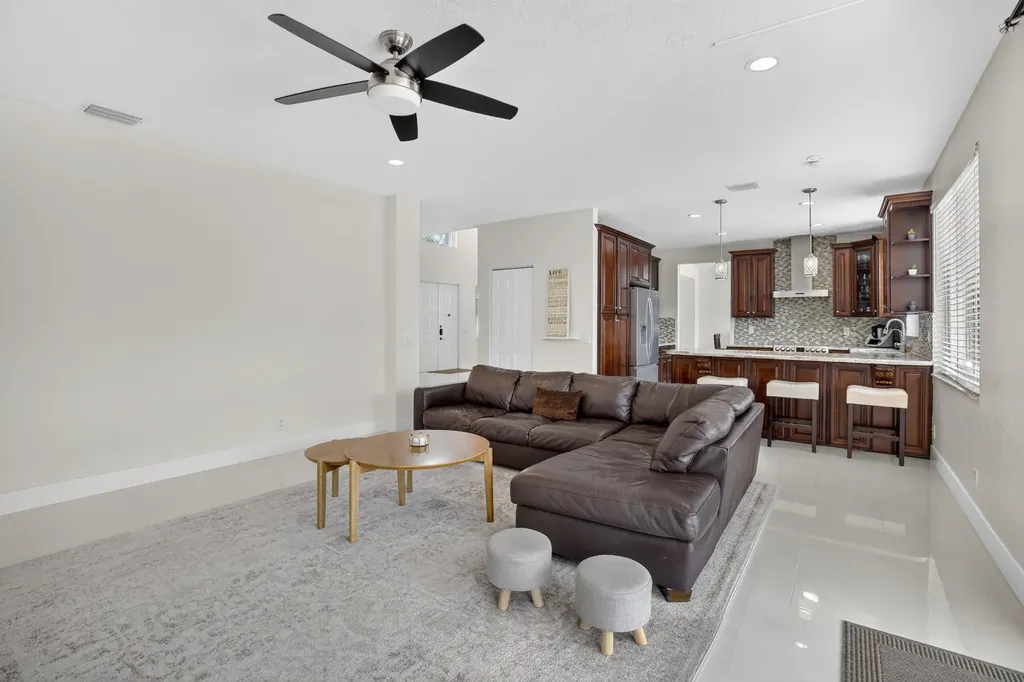 3701 Condor Court Weston FL 33331