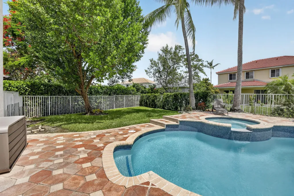 3701 Condor Court Weston FL 33331