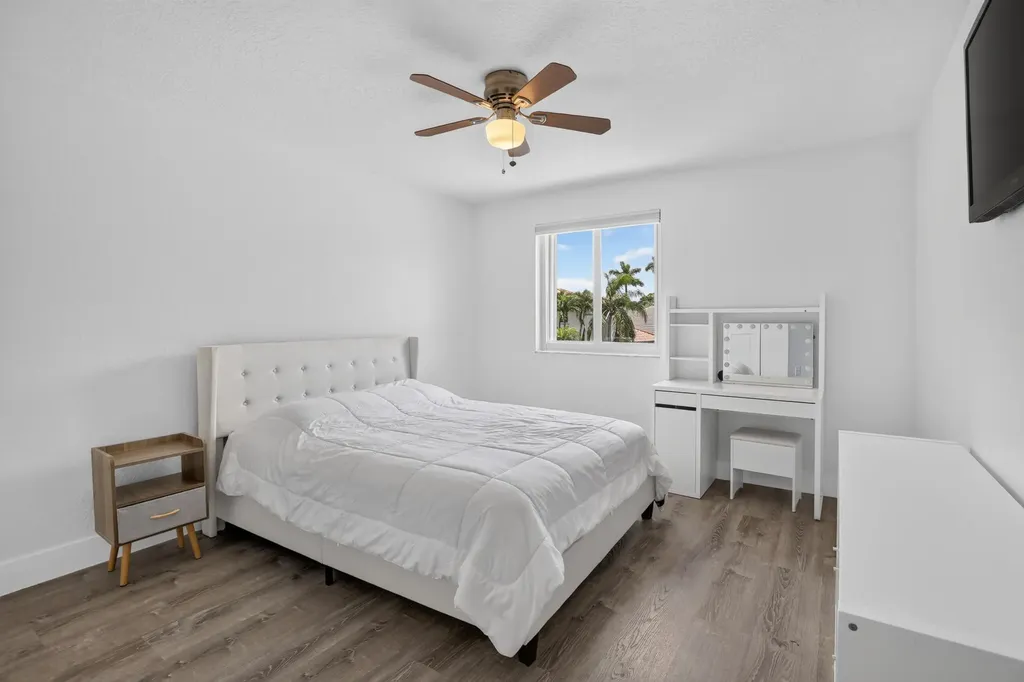 3701 Condor Court Weston FL 33331