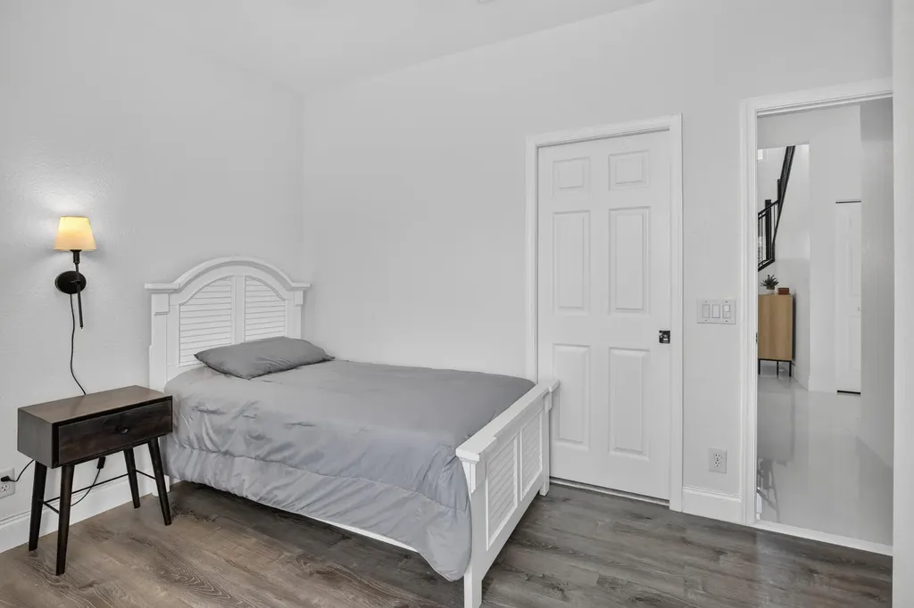 3701 Condor Court Weston FL 33331
