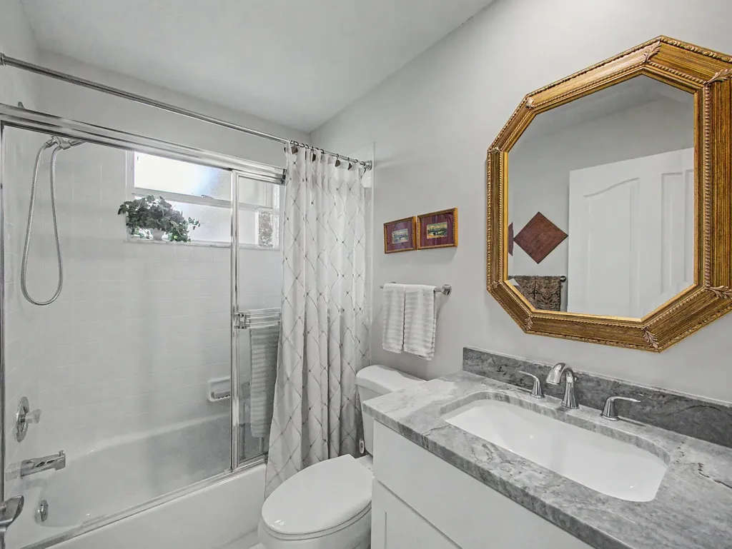 371 NW Sherry Lane Port St Lucie FL 34986