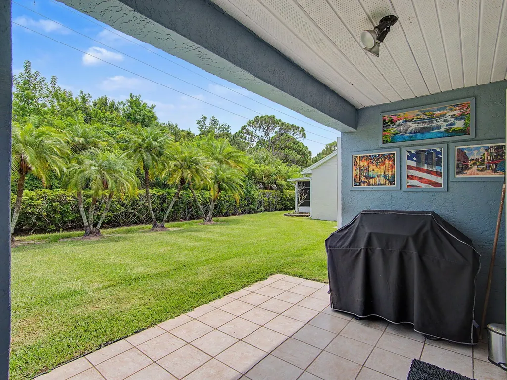 371 NW Sherry Lane Port St Lucie FL 34986