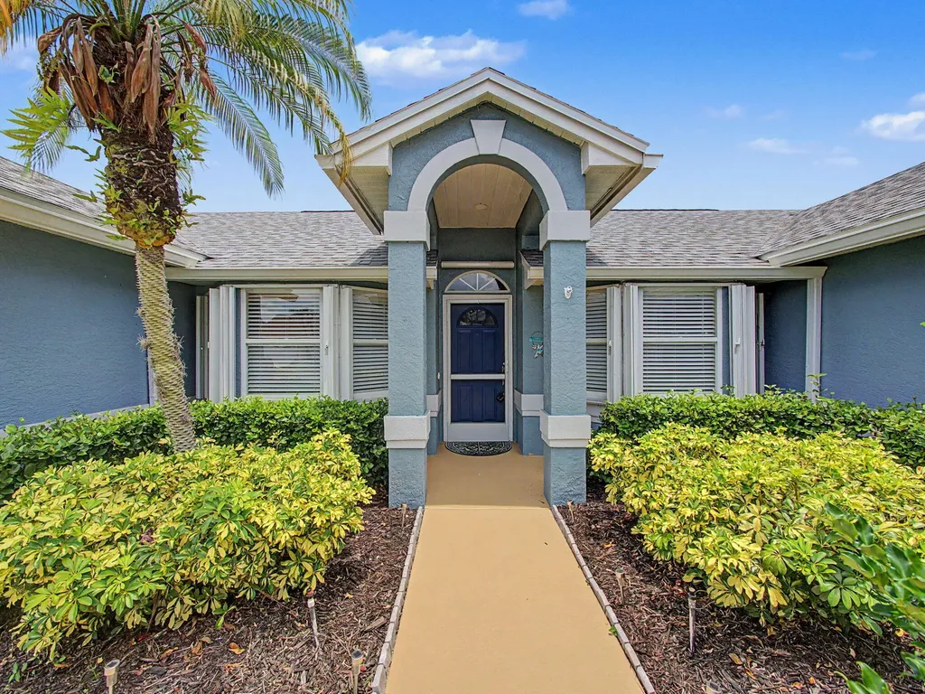 371 NW Sherry Lane Port St Lucie FL 34986